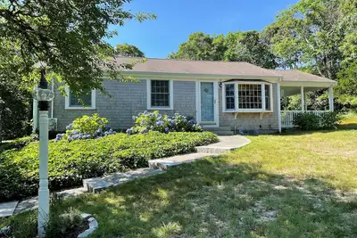 Image de Bayside Beach Beauty!