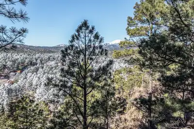 Image de Midtown Condo great views- Game Room - Sleeps 8+