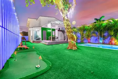 Image de Villa Bonita | 6br | Pool + Hot Tub