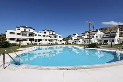 Image de Luxury duplex apartment - family friendly - two minutes to the beach