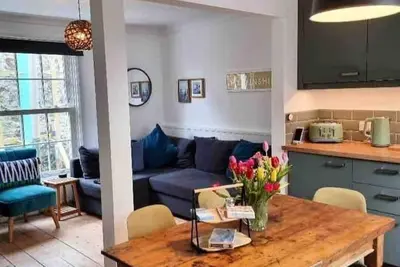 Image de Family (sleeps 7) & Pet Friendly Cottage in Teignmouth by the beach