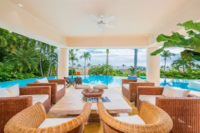 Image de Villa Alamanda in Lagos del Mar by Mita Residential. Ocean View, Staff, Pool