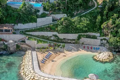 Image de Aquamarina Villa - Elegant Beachfront Paradise