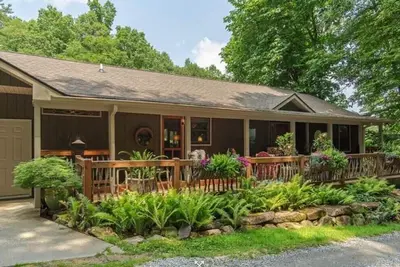 Image de Waterfall Escape: Cashiers, Glenville & Highlands