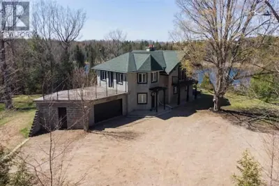 Image de Bear Lake Cottage near Kingston