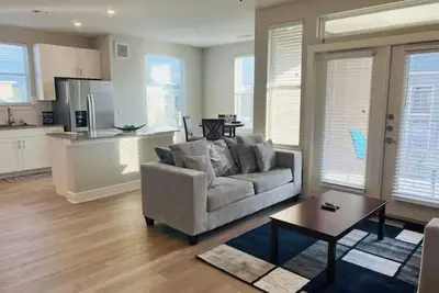 Image de Modern & Cozy 2br/2ba Apt in the heart of Houston!
