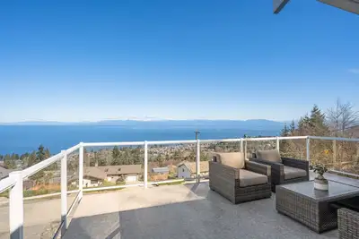 Image de Oceanview Paradise in Great Location!