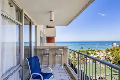 Image de Cb10- Beachfront complex One bedroom with ocean view & balcony