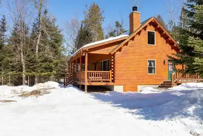 Image de Cabin at Rangeley Lake Resort - Shared Rangeley Lake waterfront, near Saddleback