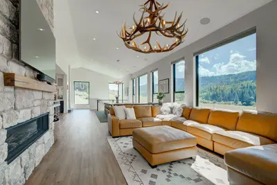 Image de Luxury Property w/ Mountain Views - Trail Creek Luxury Mountain Retreat