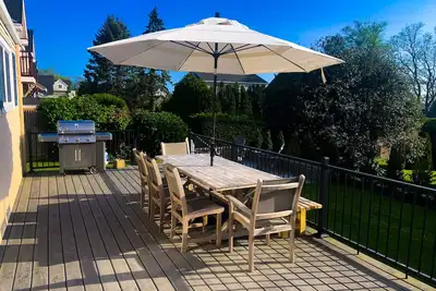 Easton's Point walk to beaches!