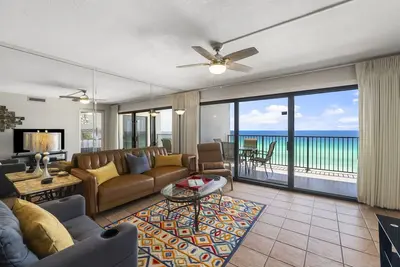 Image de 2/2, Sleeps 7, Beautiful 9th floor Destin Condo on the Beach, Stunning Views! ! Book now!