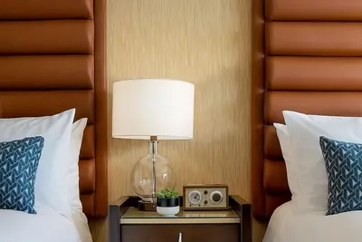 2 Pet-friendly Units at Dossier Hotel! Valet Parking & Ev Charging Stations