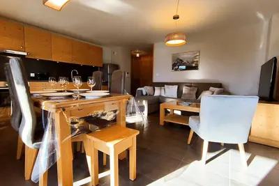 Image de Appartement lumineux T3 pour 4-6 pers avec Wifi et parking à Samoëns