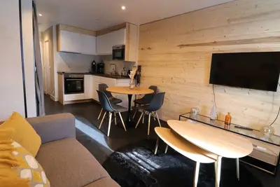 Image de Studio lumineux rénové avec balcon - Proche pistes