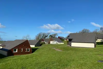 Image de Spacious, Sun-filled, Detached Cabin in a Peaceful Corner of Cornwall