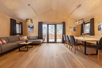 Image de Superior Chalet with whirlpool inside