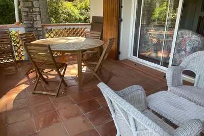 Image de belle villa sur presqu'ile avec vue mer