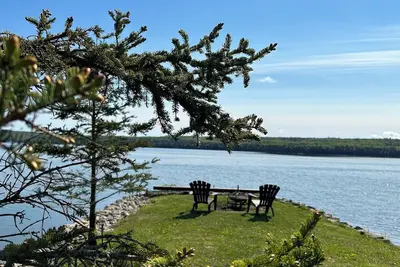 Image de Waterfront Cottage