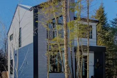 Image de Petite maison - chalet à 30 minutes de Québec tout confort dans domaine privé