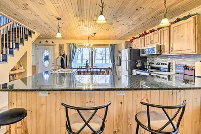 Image de Lake Champlain Vacation Rental on Private Lot