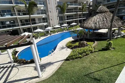 Image de Residencial Familiar con Jacuzzi Exclusivo y Playa Privada!