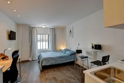 Image de 215 Studio Spacieux Laval, tout inclue, wifi, park