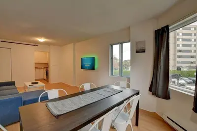Image de Spacious 1 bedroom in Laval, wifi, parking all incl