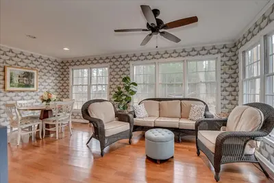 Image de Masters 2023, only 3 miles to Augusta National!