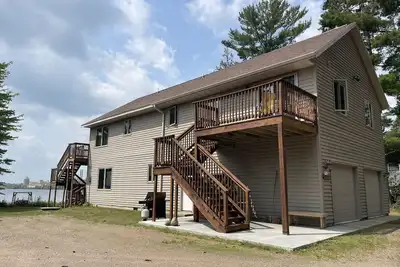 Image de Unit C 105 with 400 ft of frontage and close to town