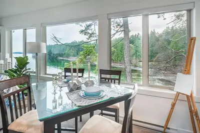 Image de Luxurious Penthouse at Inn of the Sea Ocean views from each window