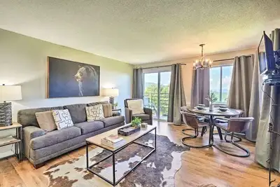 Image de Gorgeous 2bd Condo w Balconies + Pool! Near Town!