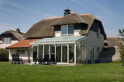 Image de Belle villa avec jardin d'hiver