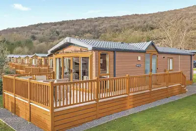 Image de 2 chambres à coucher à Cheddar