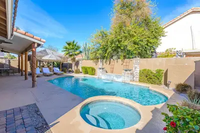 Image de Boho Palm Retreat | Gilbert | Spa & Heated* Pool