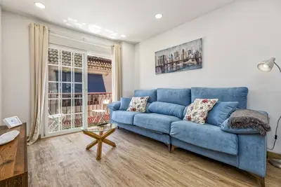 Image de Appartement de vacances \"Fuengirola Centro Parking\" près de la plage avec balcon et Wi-Fi.