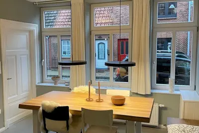 Image de Modern townhouse in the heart of Friedrichstadt