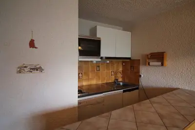 Image de À 250m des pistes de ski, 2ème étage, vue montagne, balcon, télévision, casier à ski, 35m²