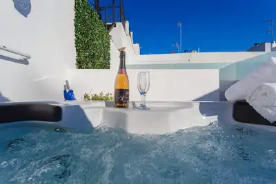 Image de Atico & Jacuzzi Cruz by Cadiz4Rentals