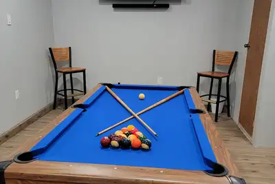 Poconos Home w/Hot Tub, Fireplace, & Pool Table