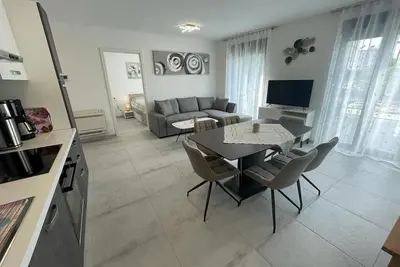 Image de Beautiful new build vacation apartment in the heart of Pula