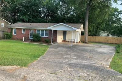 Image de 3 Bed 2 Bath Cute Entire House in West Rome