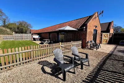 Image de Dog and family friendly barn conversion with fully enclosed garden and hot tub