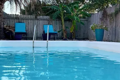 Image de Near Hospital & Shopping Centers- 3/2 with pool