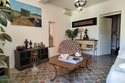 Image de Maison de famille à louer dans le centre de Bouzigues, proche de l'étang de Thau