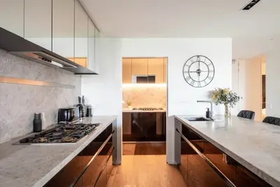 Image de Luxury 4 Bedroom Apt - Parking, pool and views