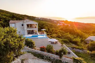 Image de Penthouse with excellent sea views