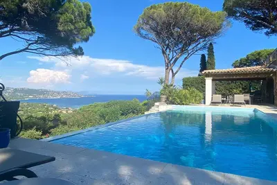 Image de Villa vue mer avec piscine et plage à proximité