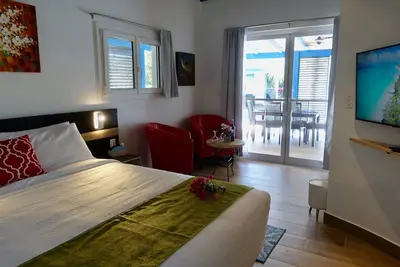 Image de Vacation Rental in Turks & Caicos, Villa Del Azzurra, walk to Long Bay Beach