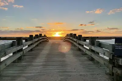 Image de Chappy cottage with private beach